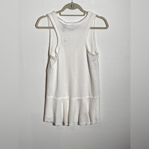 Daytrip @ Buckle White and Cream Lace V Neck Peplum Tank Top Small NWT - Picture 2 of 10